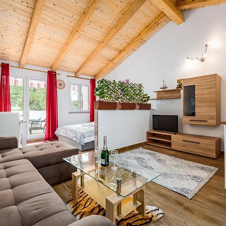 Villa Heidi 2 Умаг Екстериор снимка